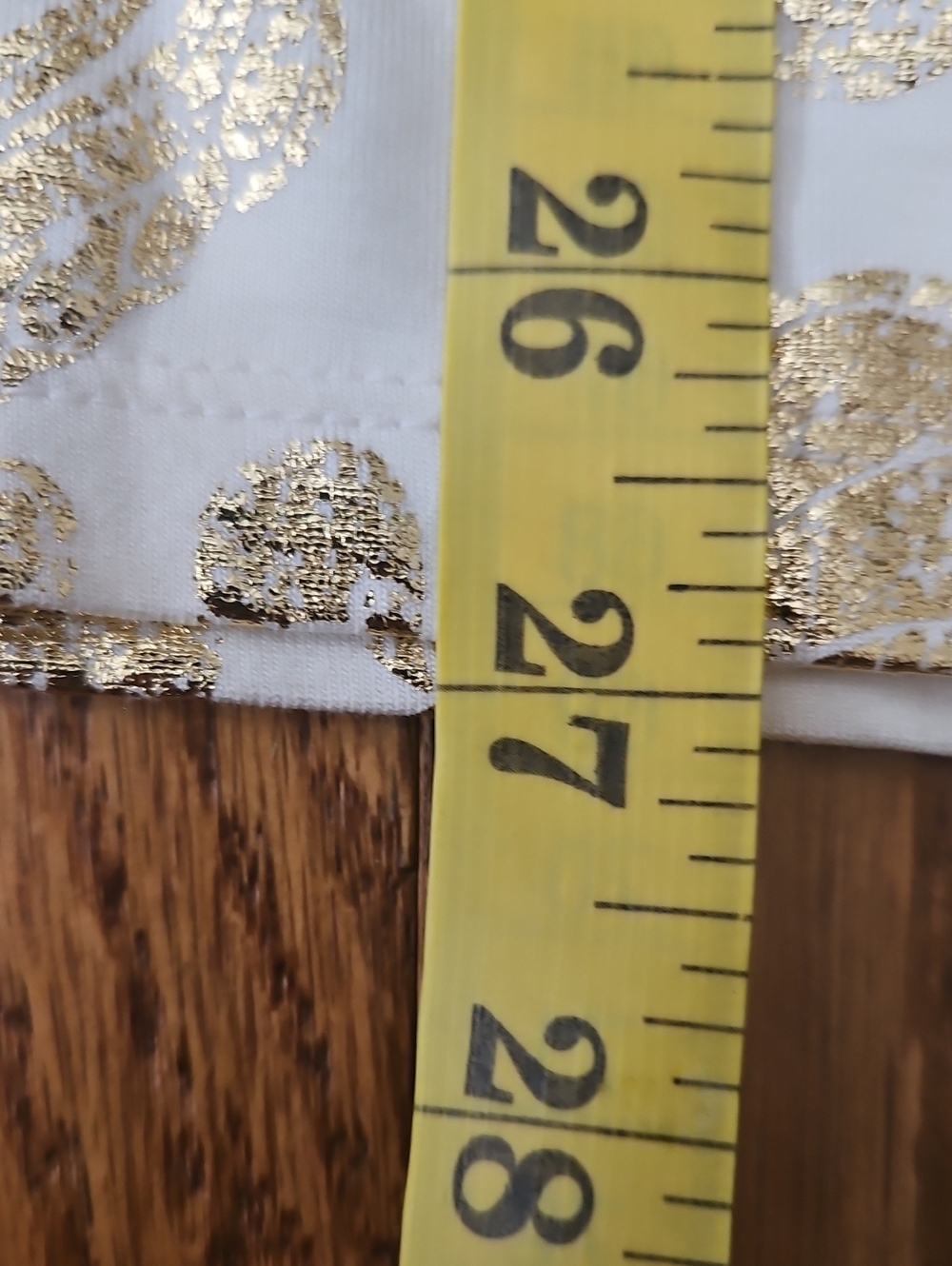 Chico’s Size 2 Touch of Cool Gold Metallic Foil Long Sleeve Top L - Picture 7 of 7